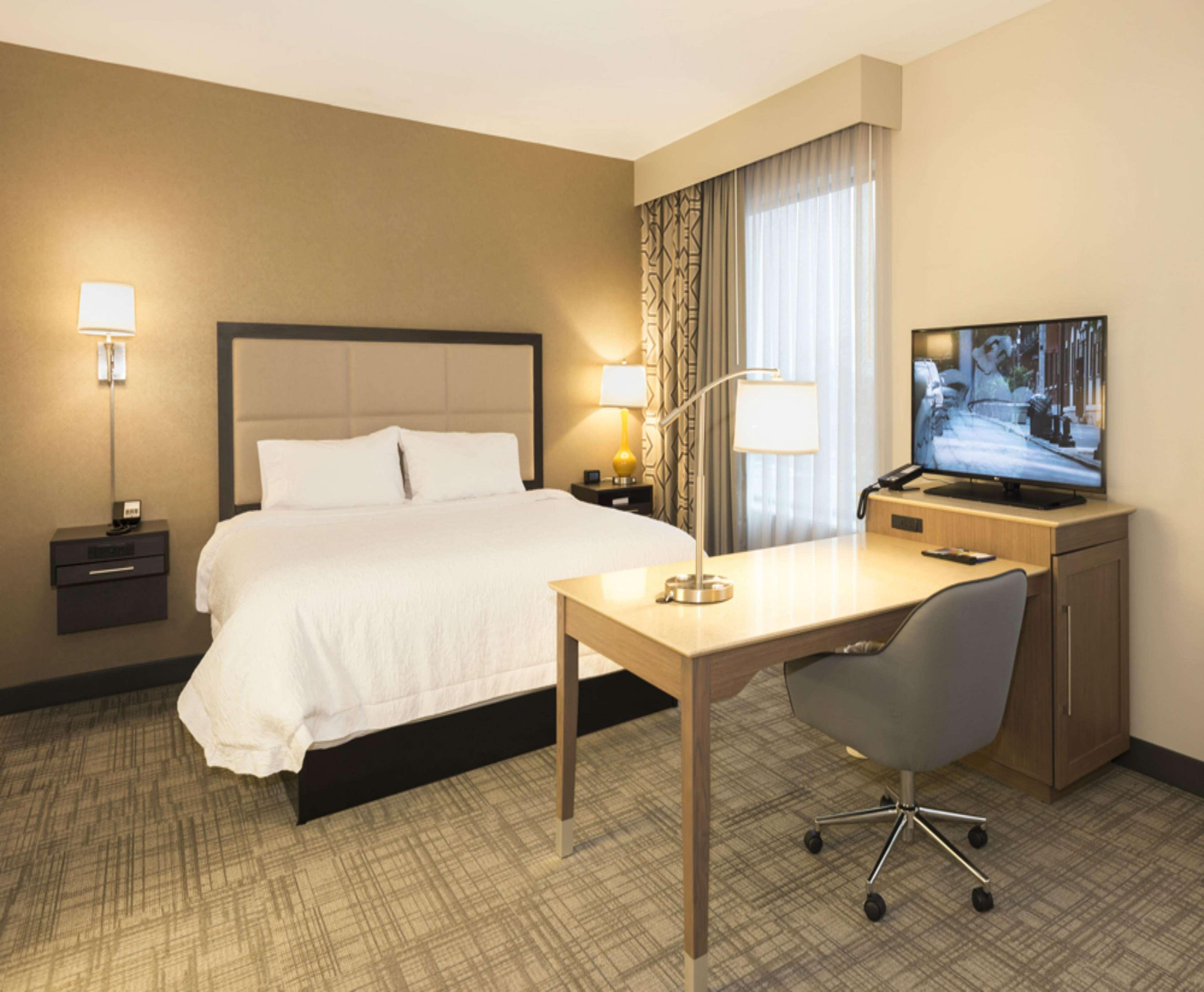 Hampton Inn And Suites Minneapolis University Area, Mn Екстер'єр фото