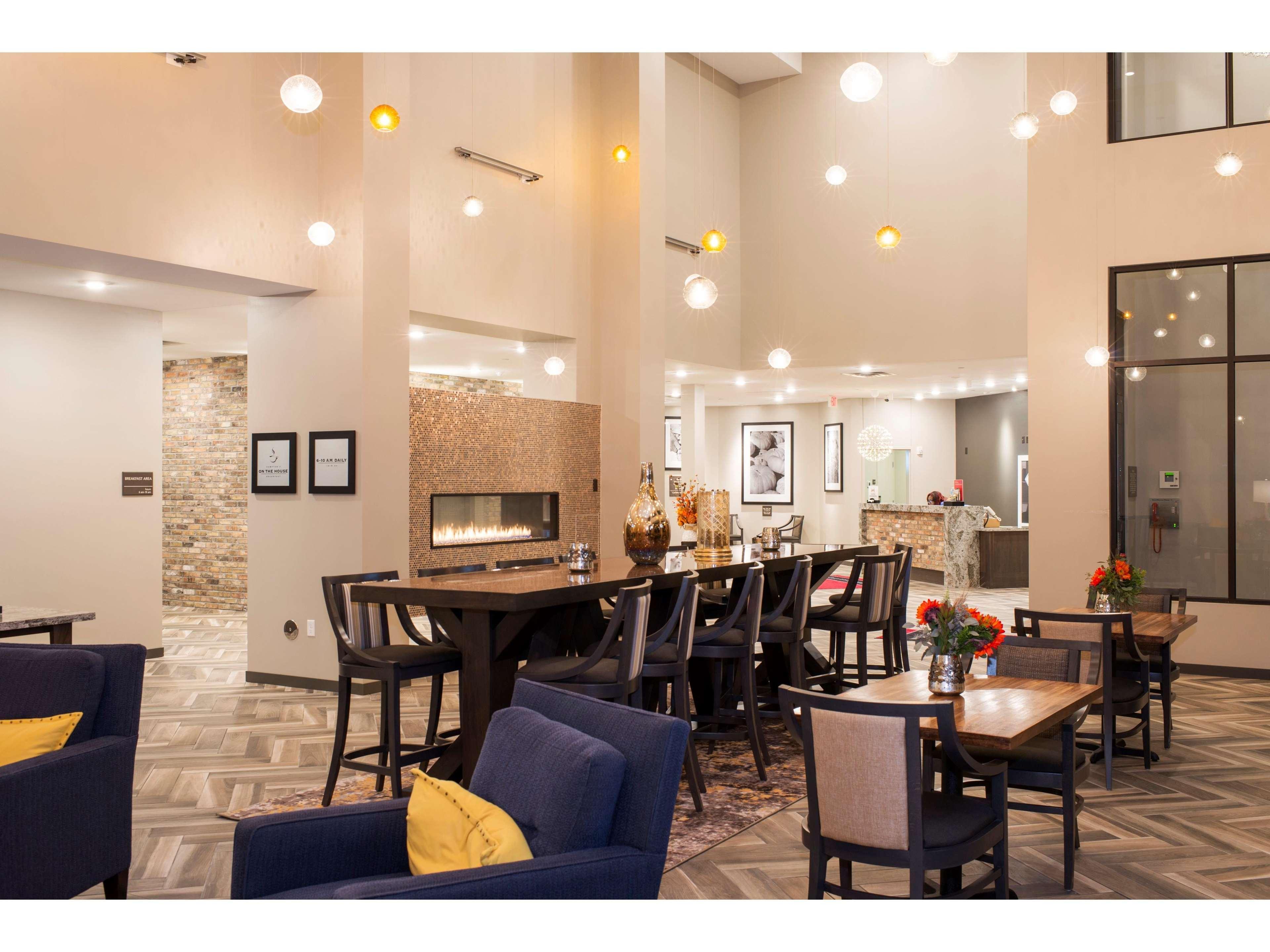 Hampton Inn And Suites Minneapolis University Area, Mn Екстер'єр фото