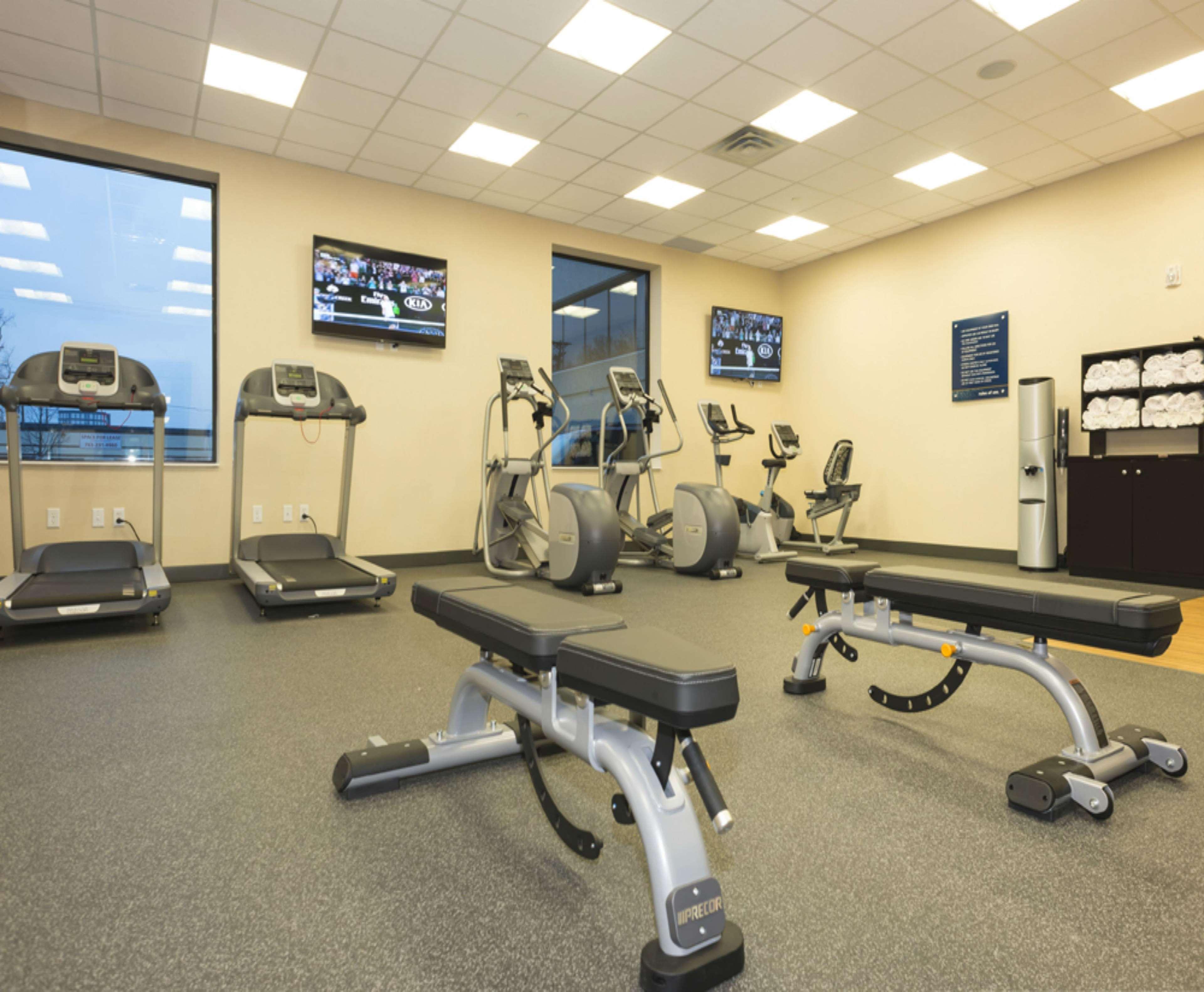 Hampton Inn And Suites Minneapolis University Area, Mn Екстер'єр фото