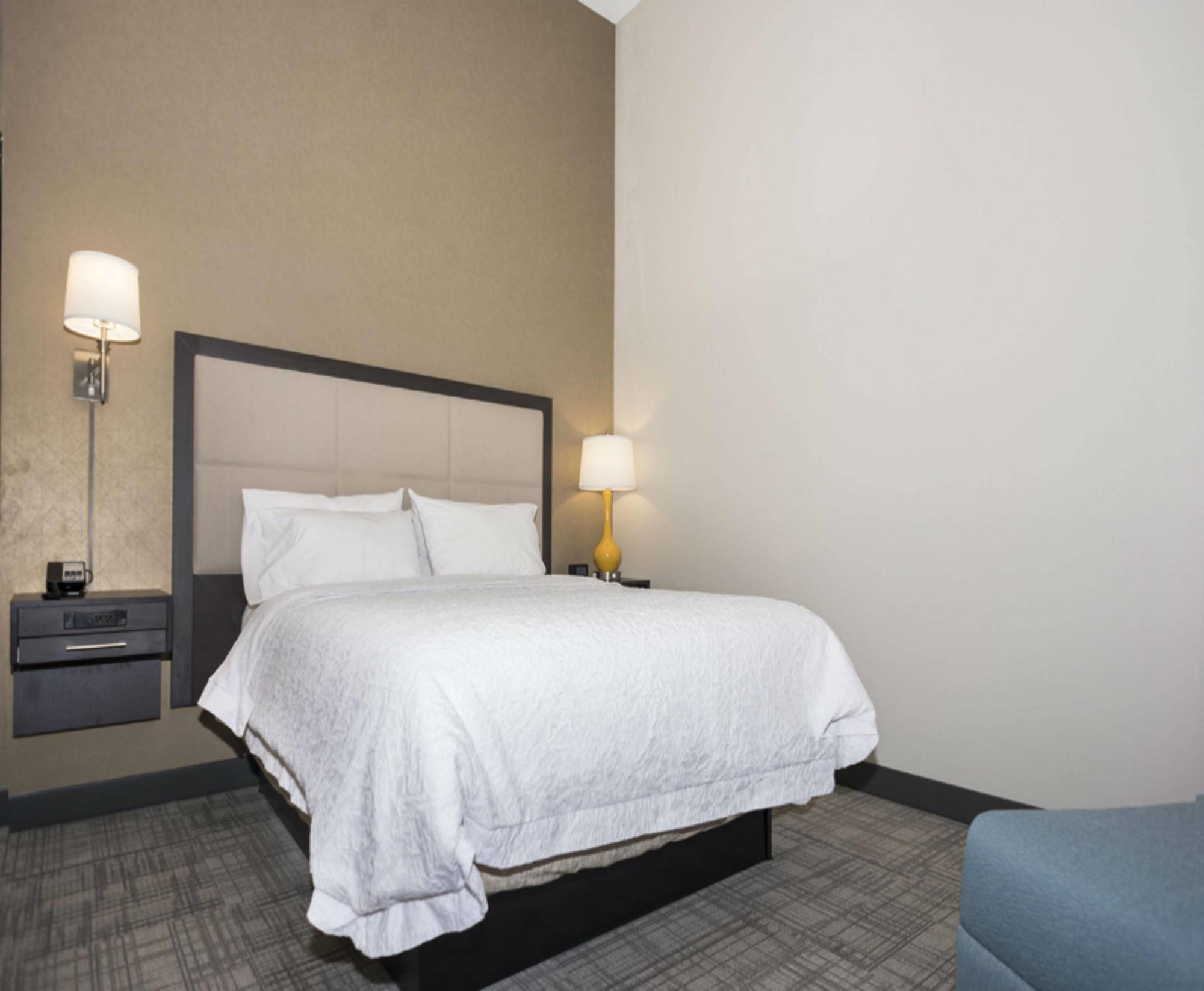 Hampton Inn And Suites Minneapolis University Area, Mn Екстер'єр фото