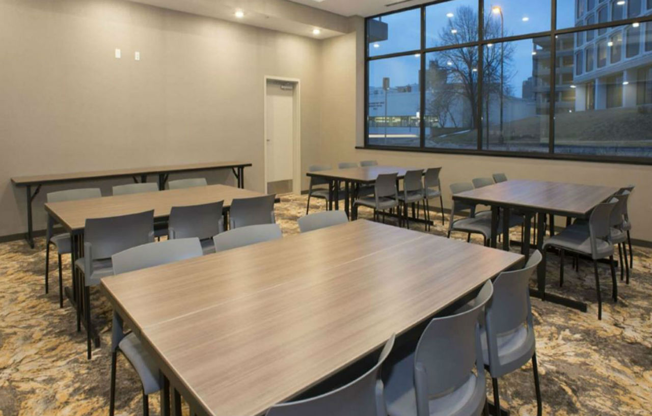 Hampton Inn And Suites Minneapolis University Area, Mn Екстер'єр фото